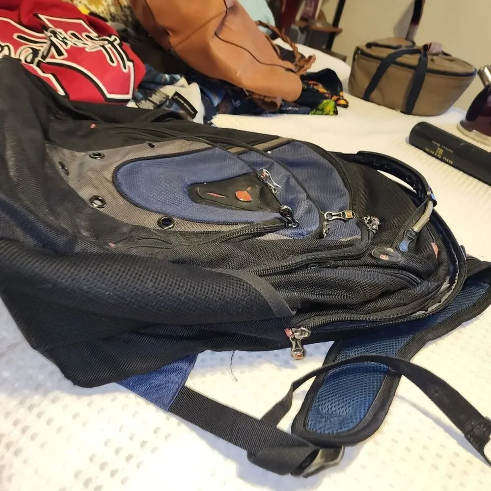SWISS GEAR EUC XL BACKPACK LAPTOP 17